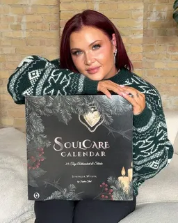 Oh Shanti Oh Shanti Mental Health Adventskalender 2026 by Sophia Thiel – Produktbild 1 von 1