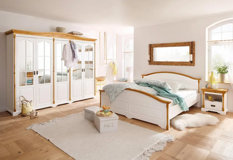 OTTO home Massivholzbett Graz, hohe Belastbarkeit, klassischer Landhausstil, FSC® zertifiziert (Breite/Belastbarkeit 180cm/220 KG, 90cm/=120KG), mit dekorativen Fräsungen, inklusive Lattenrost, Weiß, – Produktbild 7 von 8
