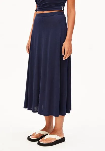 ARMEDANGELS ARMEDANGELS ILENIAA LARAA MIDI Damen Jerseyrock aus TENCEL Lyocell Mix, Tinted navy, – Produktbild 1 von 4