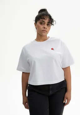MELA Cropped T-Shirt schwer JOSHNA Stickerei | von MELA | Fairtrade & GOTS zertifiziert – Produktbild 1 von 1