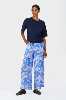 KOMODO Wide Leg Tencel-Stoffhose Modell: Aria – Produktbild 1 von 1