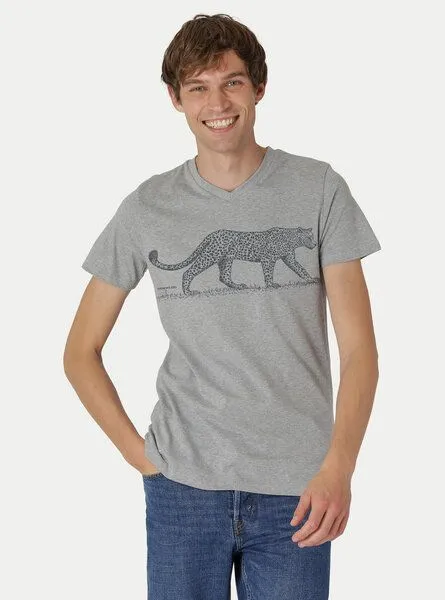 Peaces.bio - handbedruckte Biomode Peaces.bio - handbedruckte Biomode Bio-Herren-T-Shirt V-Neck Leopard, Hellgrau, – Produktbild 2 von 2