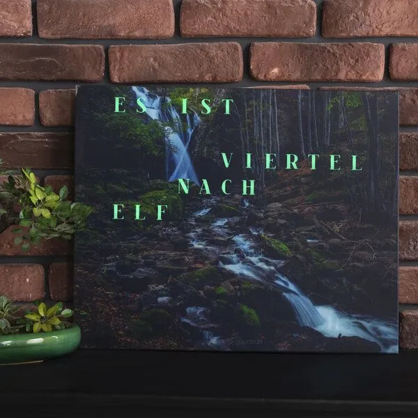 build-yours build-yours Bausatz WordClock Jupiter Dark Forest - Bau dir deine Wortuhr – Produktbild 1 von 4