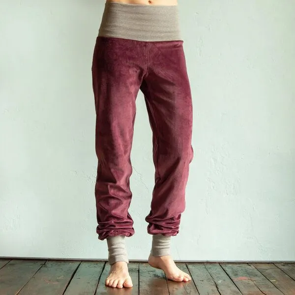 Cmig Cmig Bio Wohlfühl- und Yogahose aus Nicki, Berry / heather grey, – Produktbild 3 von 4
