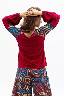 KOKOworld Bluse Lucia Damen – Viskose EcoVero – femininer Schnitt mit Puffärmeln & KOKOworld-Print – inspiriert von Panama & Guatemala – fair & nachhaltig in EU produziert – Produktbild 1 von 1