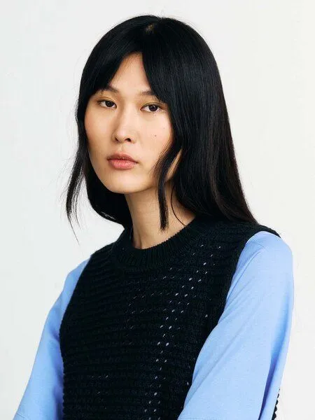 Rotholz Rotholz Damen Weste - Cropped Knit Vest - aus Bio-Baumwolle, True black (black), – Produktbild 3 von 3