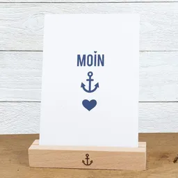 Bow & Hummingbird Bow & Hummingbird Maritime Postkarte "Moin-Anker-Herz" aus Recyclingpapier – Produktbild 1 von 1