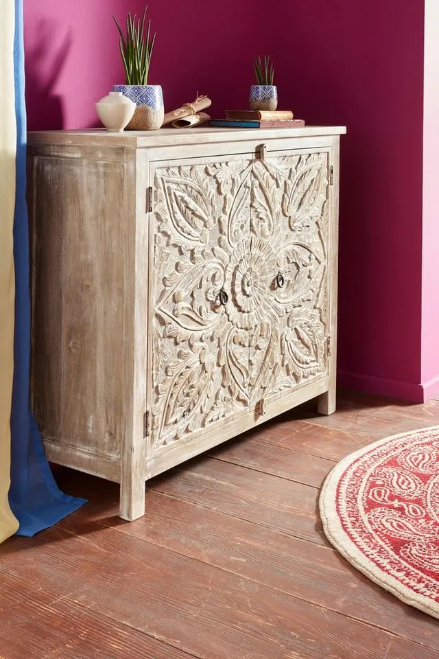OTTO home Kommode Malati Highboard mit 2 Türen, 2 Fächer und dekorativer Fräsung, Handgefertigt mit dekorativen Fräsungen, mit Metallgriffen, Beige, – Produktbild 4 von 5