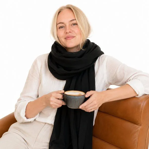 Good To Give Good To Give Leichter Sommer Schal – Umschlagtuch / Stola aus Kaschmir – Fair Trade – 200 × 100 cm, Schwarz, – Produktbild 1 von 4