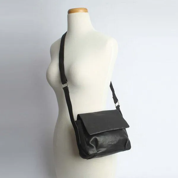 Margelisch Margelisch Umhängetasche Alanis 1, Black, – Produktbild 3 von 4