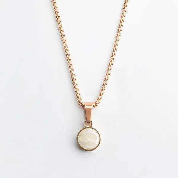 ALEXASCHA ALEXASCHA Kurze Kette mit Anhänger | Mix & Match | Roségold, Perlmuttweiß, – Produktbild 1 von 4