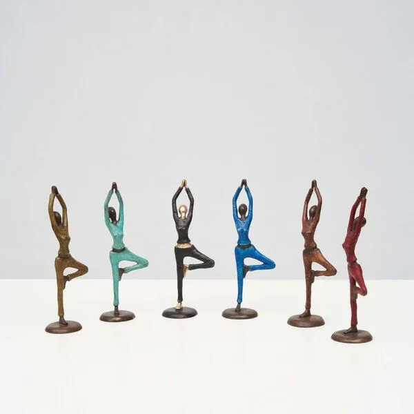 Moogoo Creative Africa Moogoo Creative Africa Bronze-Skulptur Yoga "Vrksasana" | Einbeinstand, Baum | by Hamidou | verschiedene Farben und Größen, Türkis, – Produktbild 2 von 2