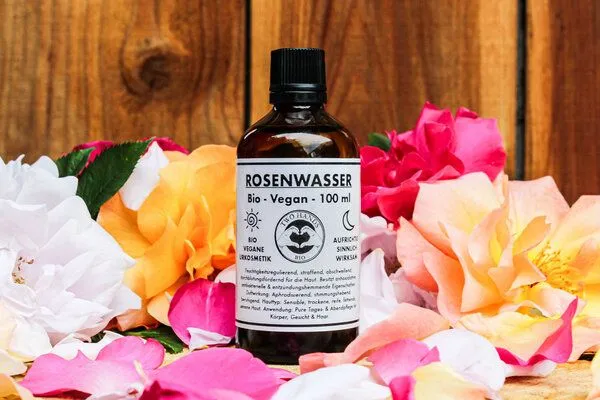 Two Hands BIO Two Hands BIO Rosenwasser 100 ml – Produktbild 2 von 2