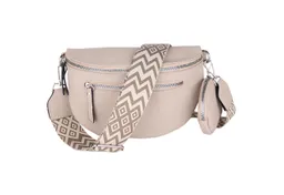 MIRROSI Bauchtasche Damen Taschen, Umhängetasche, Brusttasche, 27x19x9cm Veganes Leder (Schultertasche für jeden Anlass, inkl.1x Münzbeutel), Crossbody Bag, Bohemian gemusterten& verstellbaren Schulterriemen – Produktbild 1 von 1