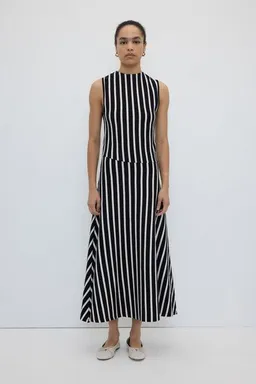 Rita Row Rita Row Langes Kleid ZUPPA aus Bio-Baumwollstrick – Produktbild 1 von 1