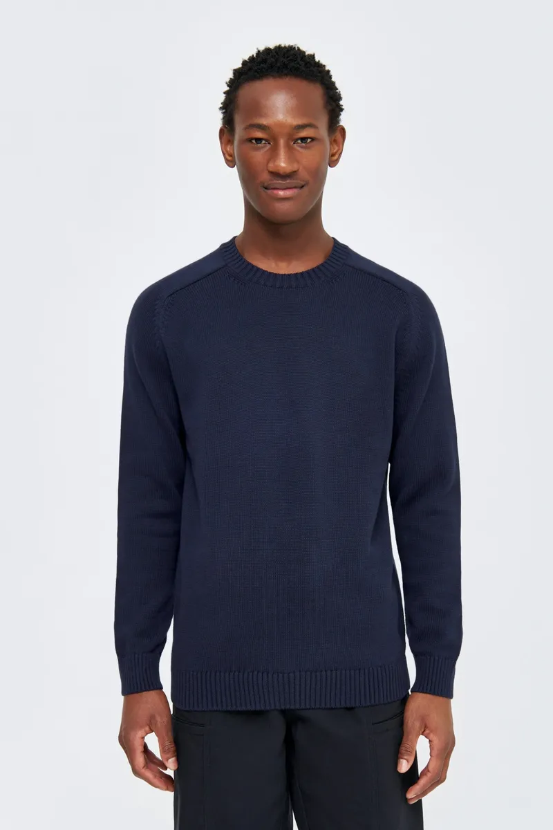 KnowledgeCotton Apparel KnowledgeCotton Apparel Herren vegan Strickpullover Einfarbig Rundhalsausschnitt Nachthimmel, Extra dunkelblau, – Produktbild 2 von 2