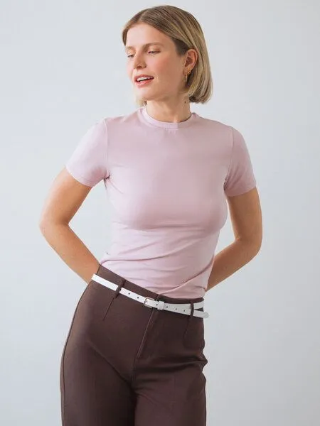 Honest Basics Honest Basics Damen Slim Fit T-Shirt aus Bio- und recycelter Baumwolle, Petal, – Produktbild 3 von 4
