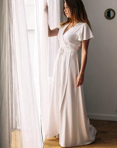 Aatise Brautkleid - Wickelkleid mit Schmetterlingsärmel Zermonie weiß Aatise 100% EcoVero, Weiß, – Produktbild 2 von 3