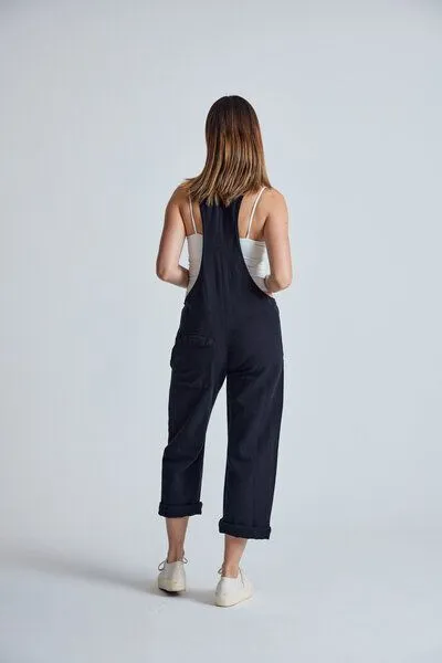 Flax and Loom Flax and Loom Leinen Latzhose Mary Lou, Black, – Produktbild 5 von 8