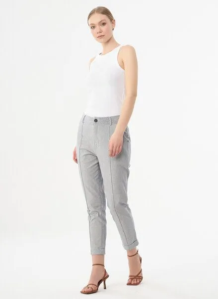 ORGANICATION ORGANICATION Karottenhose aus Bio-Baumwolle mit Streifenmuster, Shadow/off white, – Produktbild 2 von 4