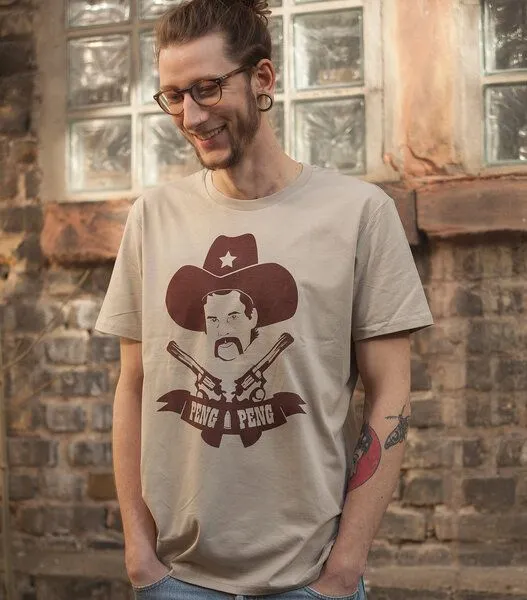päfjes päfjes Cowboy Peng Peng - Fair Wear Männer T-Shirt - Sand – Produktbild 2 von 4