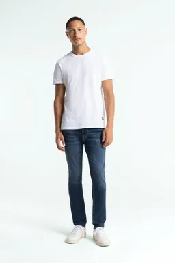 Kings Of Indigo Kings of Indigo Herren vegan Jeans John Clean Medium Washed Blau – Produktbild 1 von 1