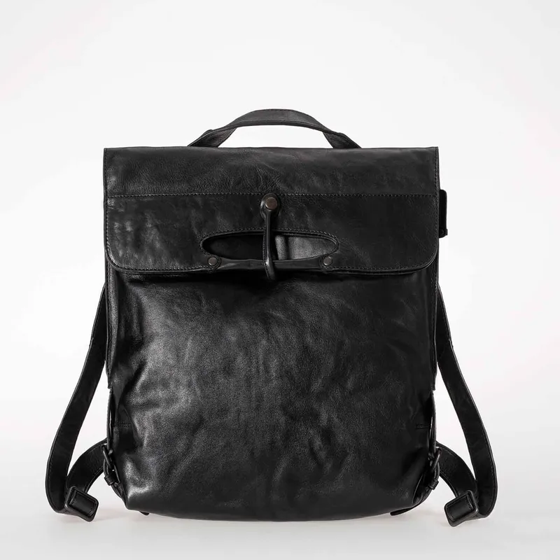 aunts & uncles aunts & uncles Grandma's Luxury Club Mrs. Apple Strudel Multifunktional: Rucksack/Umhängetasche black smoke, Black, – Produktbild 1 von 1