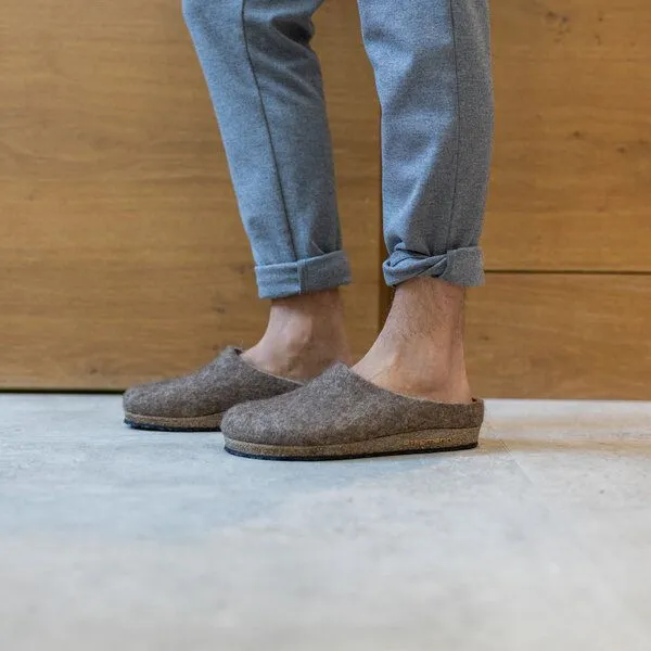 Stegmann Stegmann Filzclog 108 aus 100% seltenen Wollen - Hausschuhe für Damen & Herren - Pantoffeln mit Kork Sohle, Natural, – Produktbild 8 von 8
