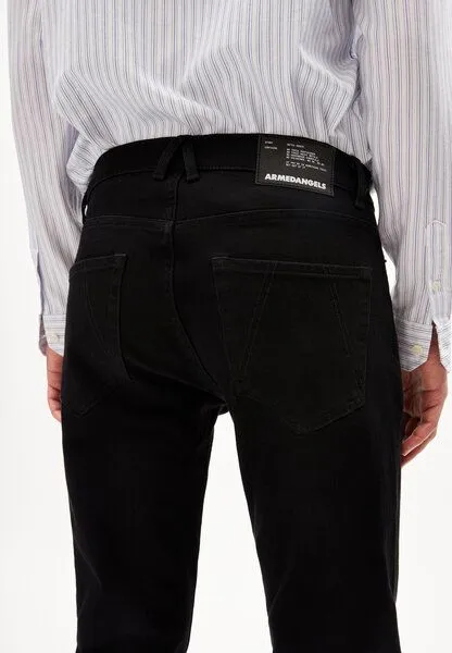 ARMEDANGELS ARMEDANGELS Iaan Comfort - Herren Straight Leg Mid Waist aus Bio-Baumwoll Mix, Rinse black, – Produktbild 3 von 4