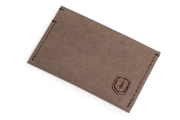 BeWooden BeWooden Veganer Kartenhalter aus Öko-Waschpapier - 2 Farbvarianten, Braun, – Produktbild 1 von 4