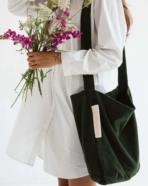 TINTOK TINTOK Mati Cord Tasche 100 % Bio-Baumwolle GOTS-zertifiziert, Forest green, – Produktbild 3 von 4