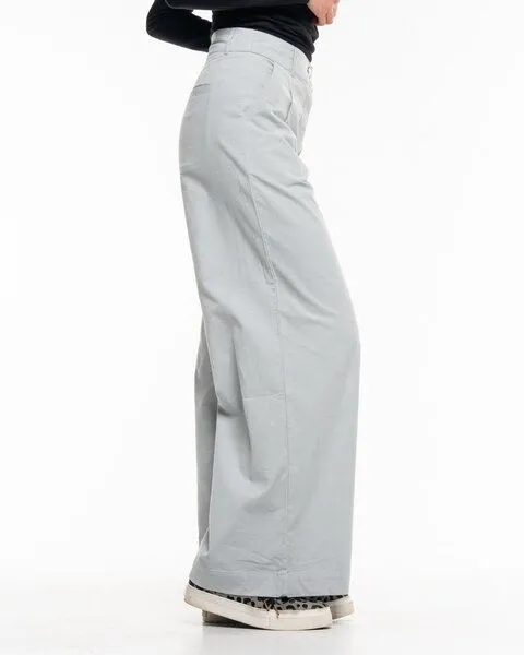 Alma & Lovis Alma & Lovis Lässige Feincord-Hose aus Organic Cotton | Babycord Hose, Gobelin (hellblau), – Produktbild 4 von 4