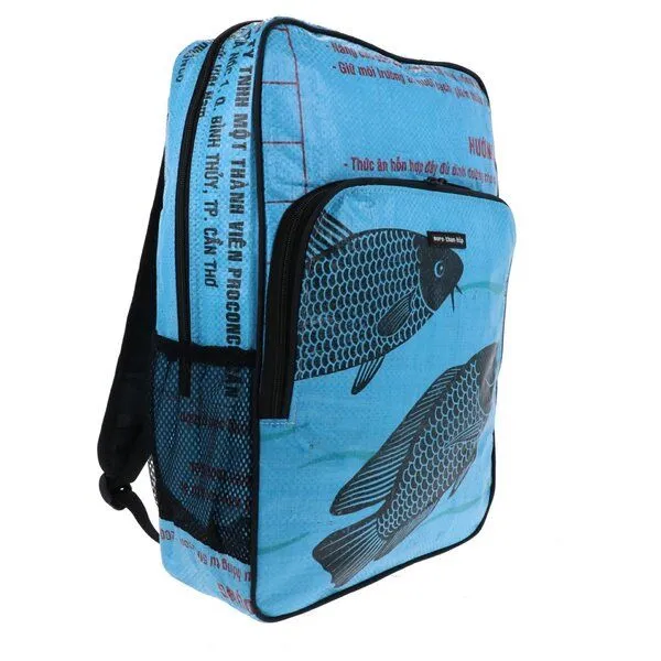 MoreThanHip MoreThanHip Laptop-Rucksack 15,6 Zoll aus recycelten Zement- oder Fischfuttersäcken - Trong, Blau - fische, – Produktbild 3 von 4