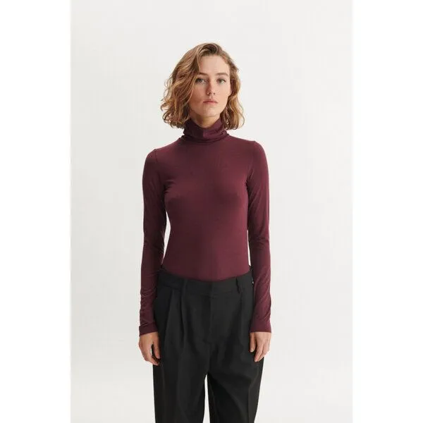 Basic Apparel Basic Apparel Rollkragenshirt - Joline T-Neck - aus Tencel, Rot (port-royal), – Produktbild 1 von 2