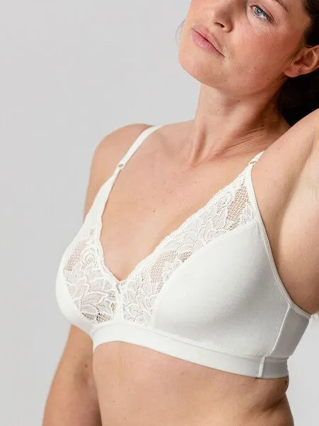 erlich textil erlich textil Clara bügelloses Bustier mit Spitze aus weichem Modal, Ecru, – Produktbild 2 von 5