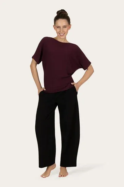 Urban Goddess Urban Goddess Budhi Kurzarm Pilates & Yoga Shirt, Fig (lila), – Produktbild 4 von 4