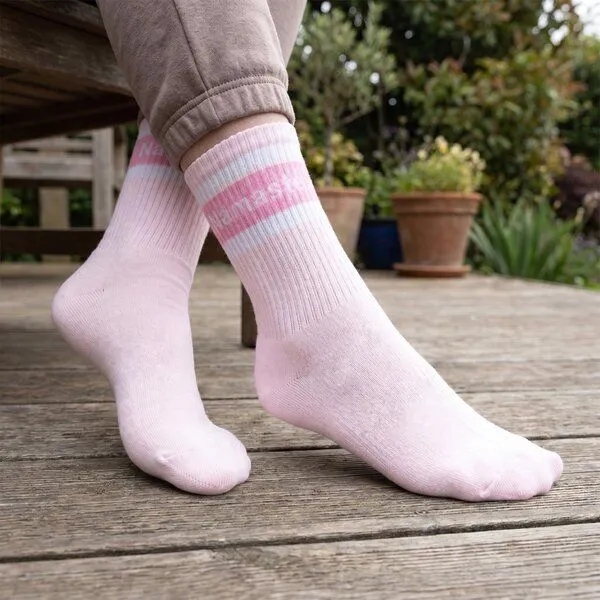 Divasya Divasya Socken mit Yoga Motiv | Namasté | Pink – Produktbild 1 von 4