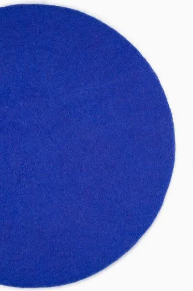 myfelt myfelt Flachfilz Sitzauflage (⌀ 36 cm, 36 x 36 cm), Royalblau (isa), – Produktbild 3 von 4