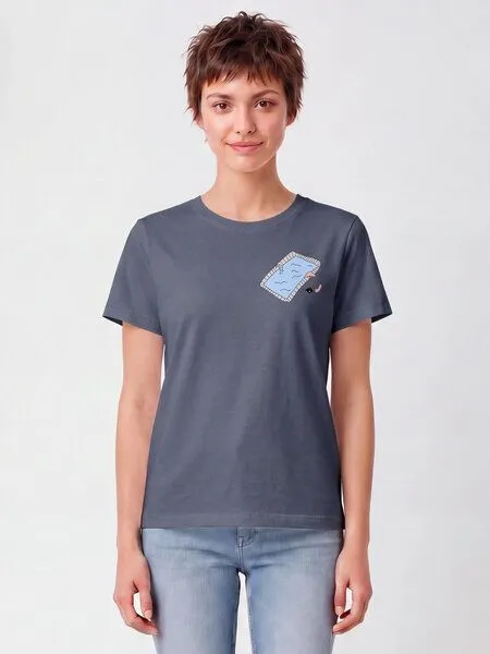 watapparel watapparel T-Shirt Frauen Swimmingpool chilling, Blue grey, – Produktbild 2 von 2