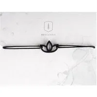 BeWooden BeWooden Holzarmband Lotus – handgefertigter, nachhaltiger Schmuck mit Lotus-Symbol – Produktbild 1 von 1