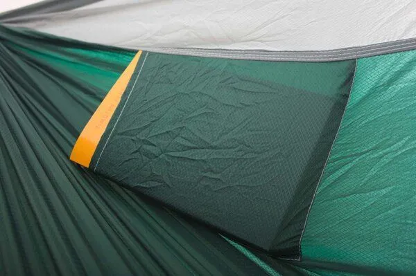 Hideaway Outfitters Hideaway Outfitters Doppel Reisehängematte aus atmungsaktiver Fallschirmseide inklusive Baumgurte und Karabiner, Grau-grün, – Produktbild 4 von 4