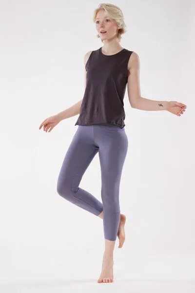 YOIQI YOIQI Shirt ärmellos mit weitem Schnitt aus biologischer Baumwolle, Schiefer (grau-braun), – Produktbild 1 von 2