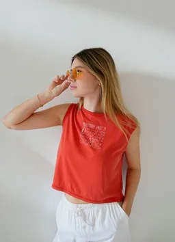 SPARKLES OF LIGHT SPARKLES OF LIGHT Top | LONGING FOR A DEEPER SENSE – Produktbild 1 von 1