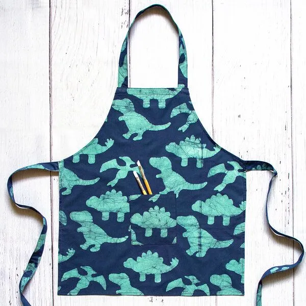 Global Mamas Global Mamas Kinderschürze aus 100% Biobaumwolle, Dinos (blau), – Produktbild 1 von 4