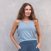 Jaya Jaya MADITA - Damen - luftiges Top mit offenem Rücken aus Tencel-Baumwoll-Mix, Washed denim/blau, – Produktbild 1 von 1