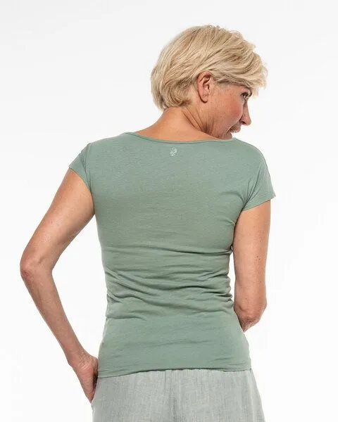 Alma & Lovis Alma & Lovis T-Shirt aus Bio-Baumwolle | Short Pure, Grün, – Produktbild 4 von 4