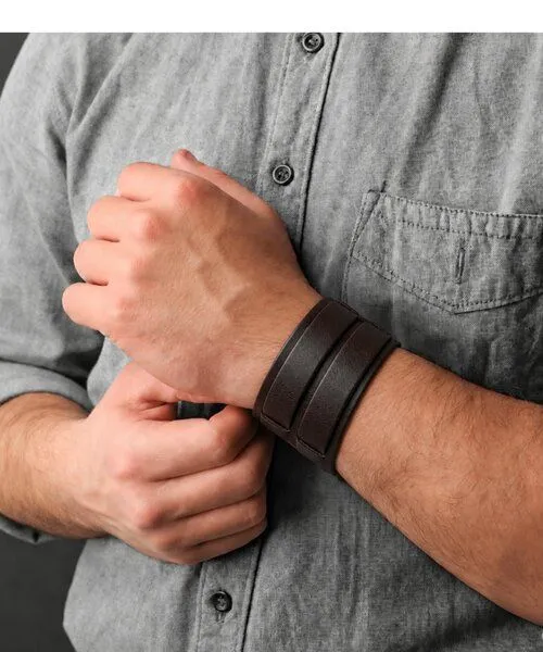 Simaru Simaru Breites Schnallenarmband Leder, Braun, – Produktbild 4 von 4