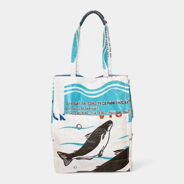 REFISHED fair fashion REFISHED fair fashion Tasche BUSINESS BAG upcycelte Fischfuttersäcke, #fish weiß, – Produktbild 3 von 6