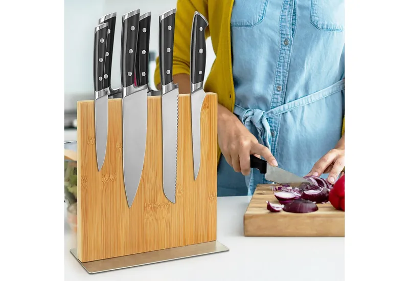 RELAXDAYS RELAXDAYS Messerblock Magnetischer Messerblock Bambus (1tlg), Braun|silberfarben, – Produktbild 3 von 5