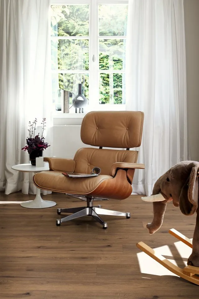Egger Egger Laminat NatureSense* EL2099 Inuvik Eiche, (7mm, 2,494qm), Praktisch & Pflegeleicht, Braun, – Produktbild 5 von 5